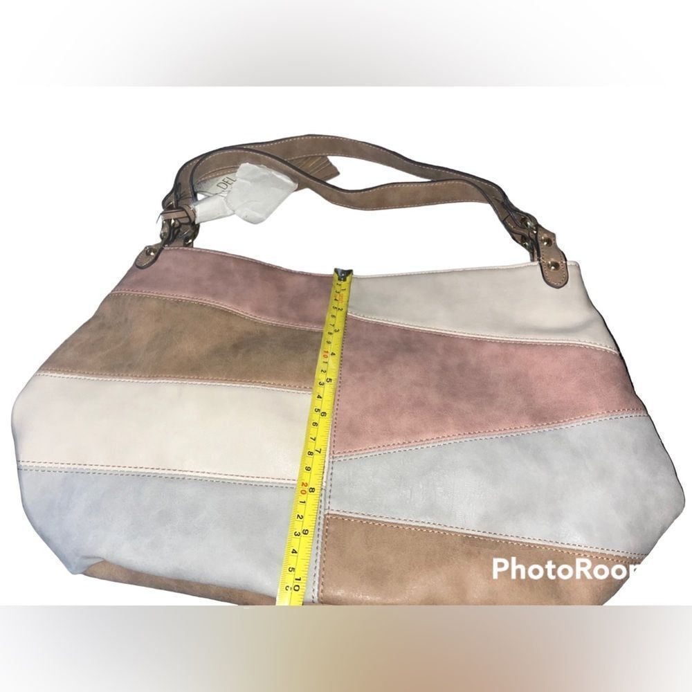 Del mano faux shoulder bag with tassel pull - Picture 5 of 6
